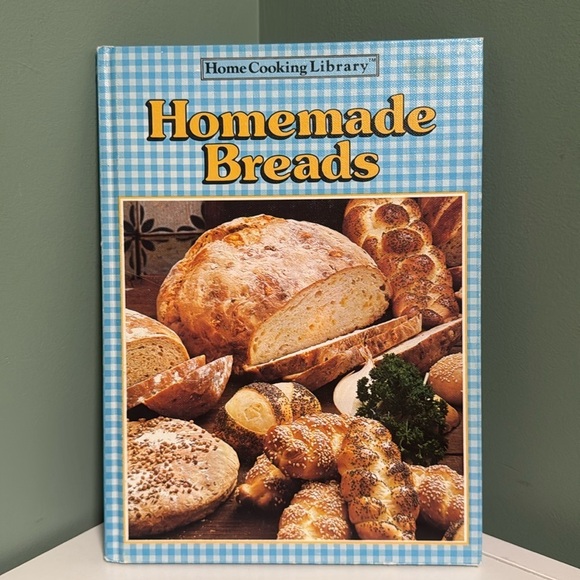 Vintage 1985 Homemade Breads hardcover cookbook - Picture 1 of 5